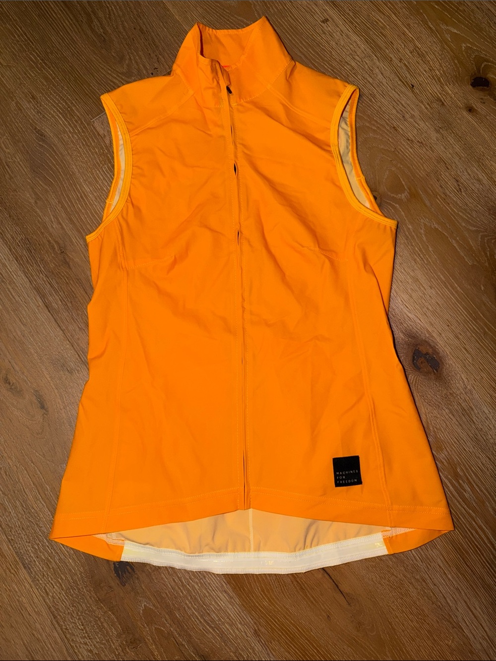 Machines for freedom Women’s Sleeveless Zip-Up Active Shell orange medium